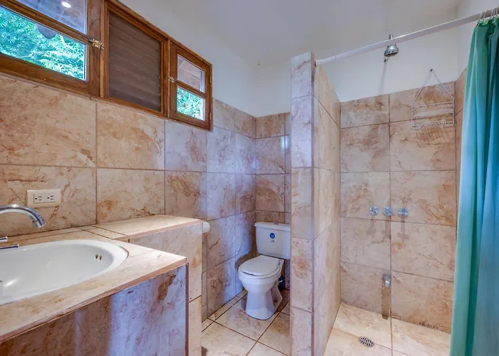 El Sabanero Eco Hotel
